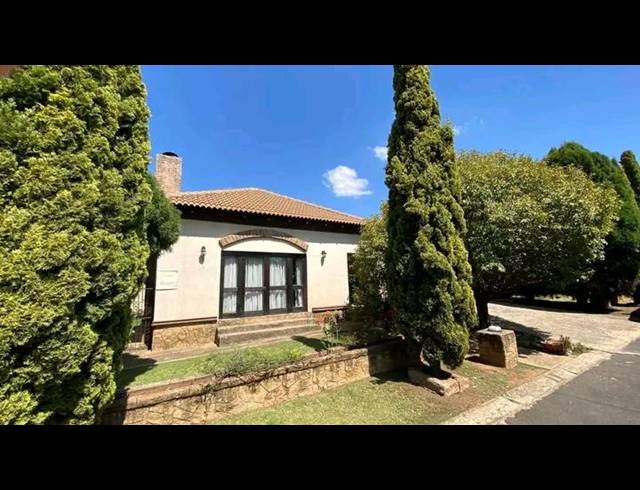 3 BEDROOM HOUSE FOR SALE IN HOEVELD PARK